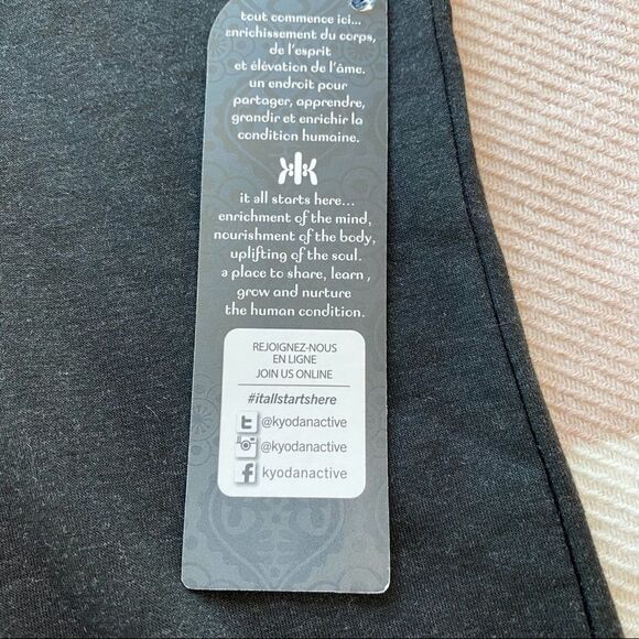 Kyodan Hooded Pullover Tulip Back Top - Picture 11 of 11